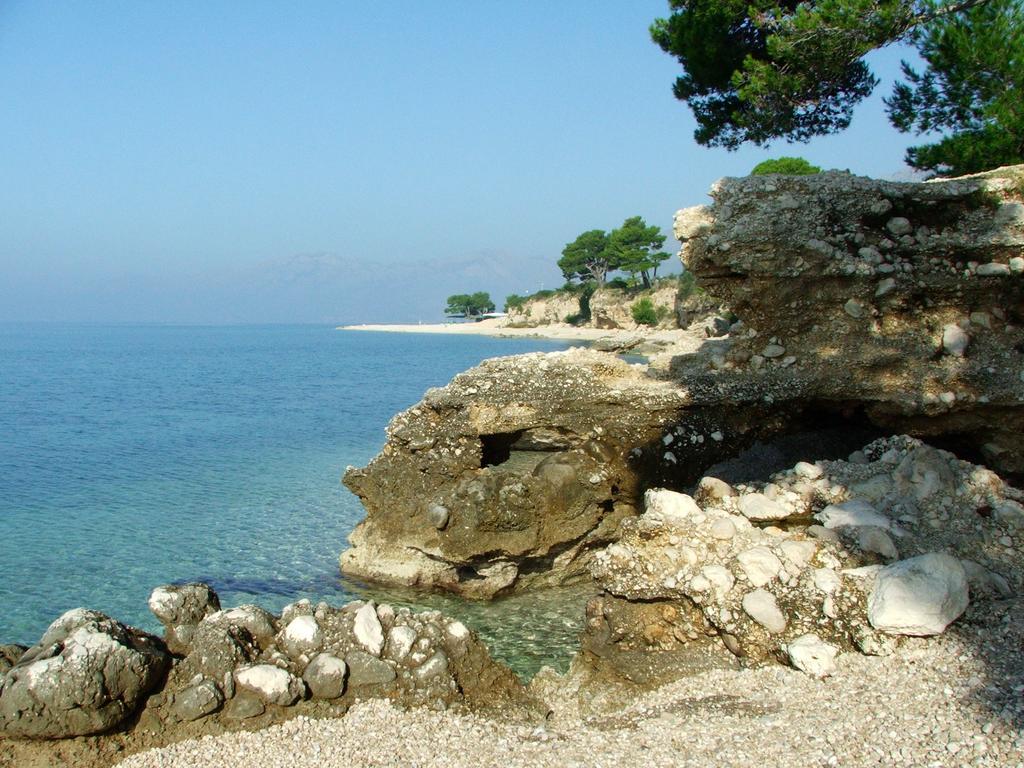 Apartments Villa Lilla Baška Voda Zewnętrze zdjęcie
