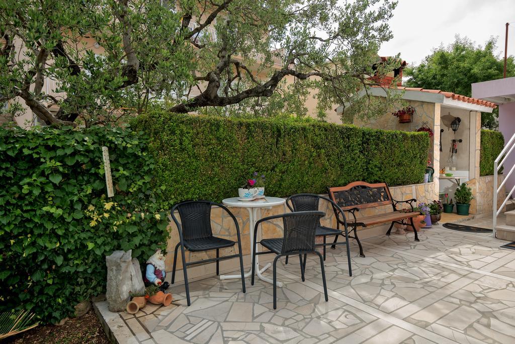 Apartments Villa Lilla Baška Voda Zewnętrze zdjęcie