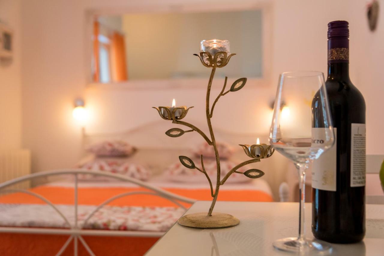 Apartments Villa Lilla Baška Voda Zewnętrze zdjęcie